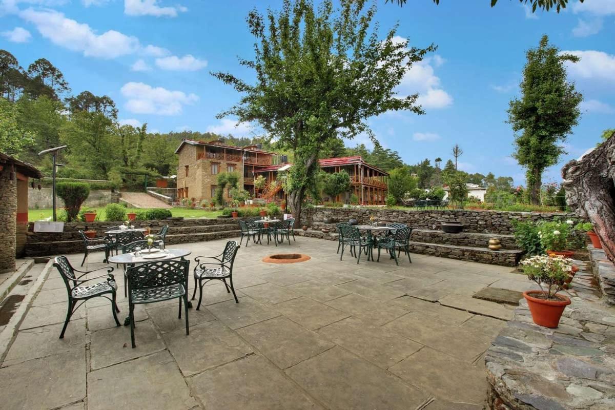Vamoose Eco Lodge Chevron Kausani Extérieur photo