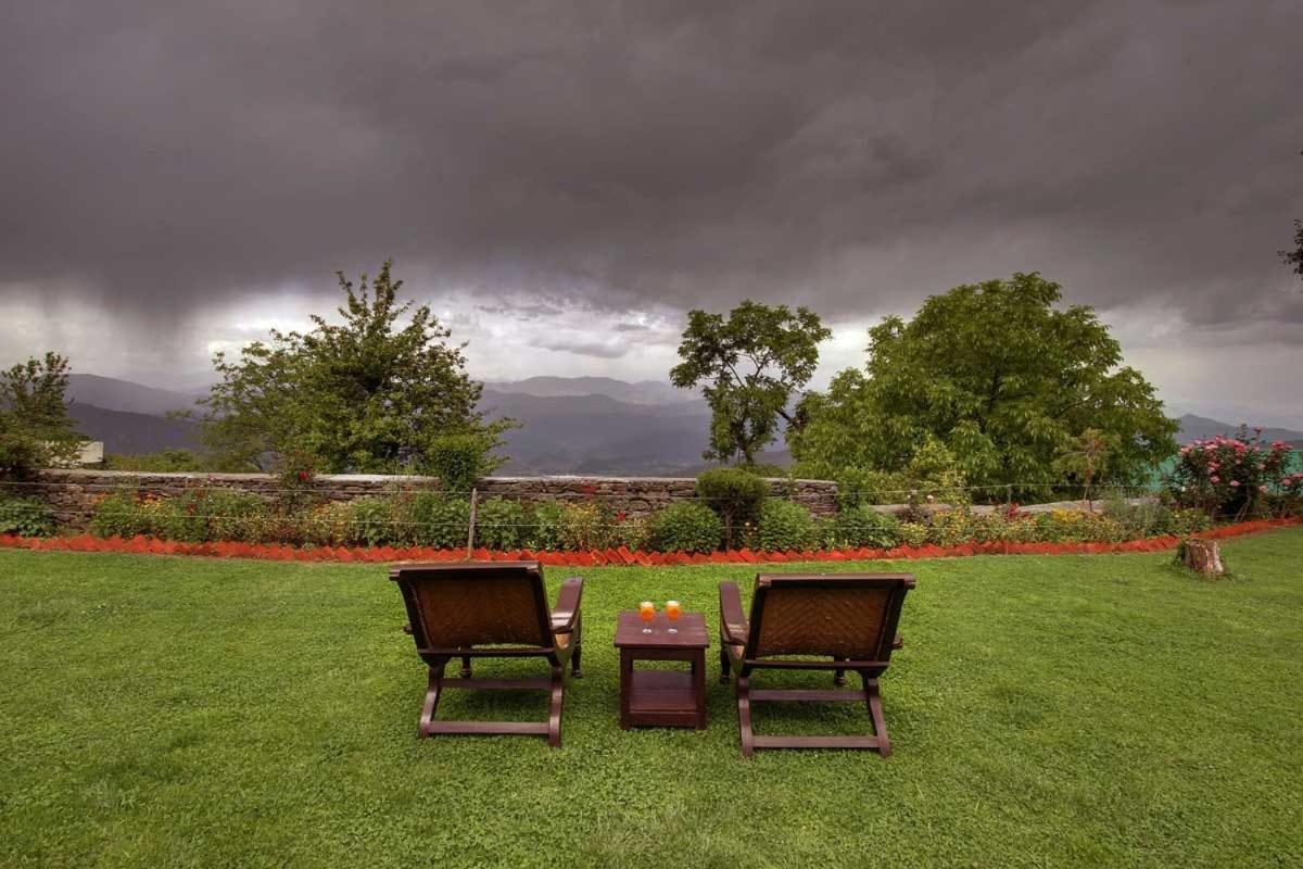 Vamoose Eco Lodge Chevron Kausani Extérieur photo